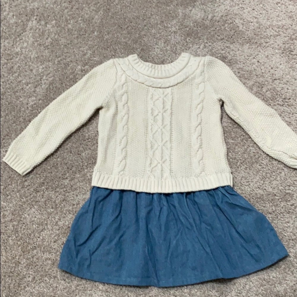 Gap toddler size 4 dress. Never worn.